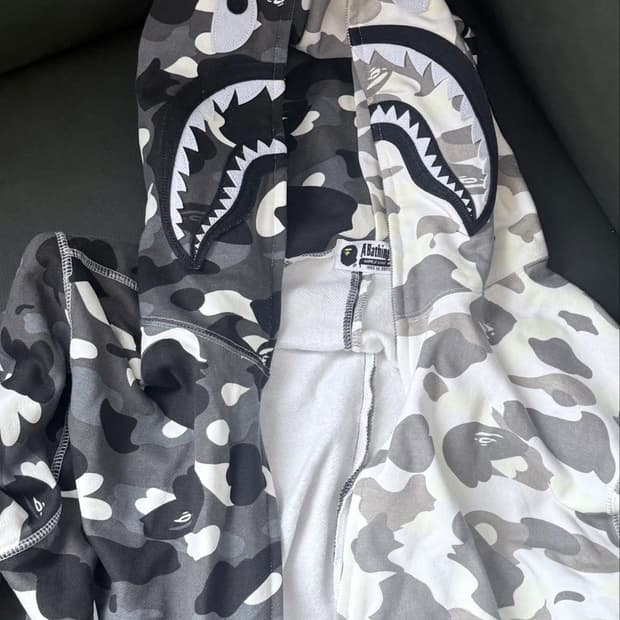 베이프 아수라 후드집업 L 팝니다