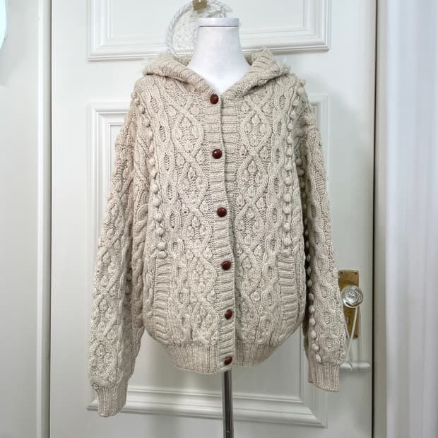 beigeivory pongpong hoodie pocket wool c