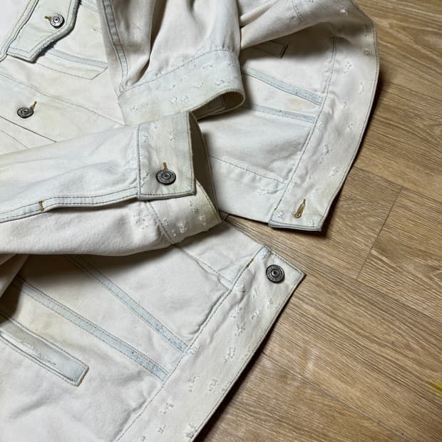 발렌시아가 크림 데님자켓 38