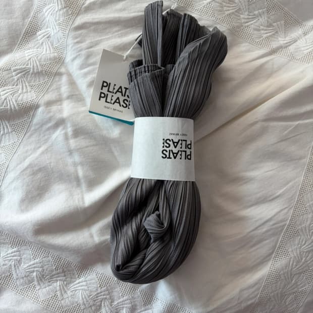 플리츠플리즈 베이직 가디건 