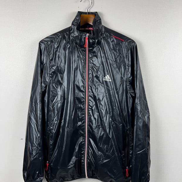 아디다스 남성 Clima Proof 유광 바람막이 110