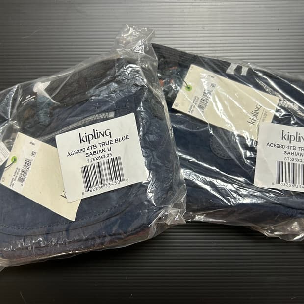 (새상품)키플링 크로스백 트루블루