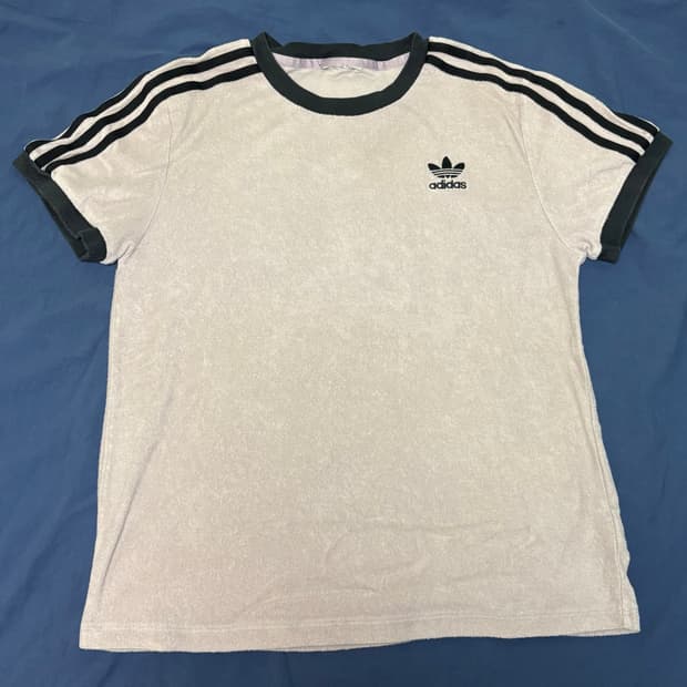 아디다스 3 STRIPES TEE 연보라 링거티