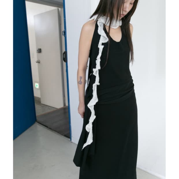 새상품 오무수히  halterneck fall ops