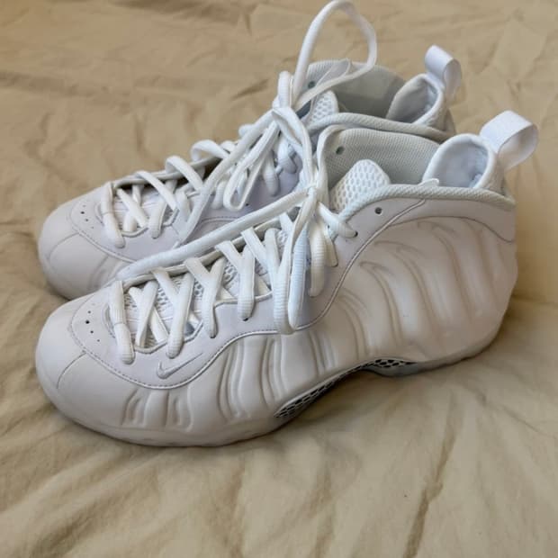 나이키 에어 폼포짓 260 새상품