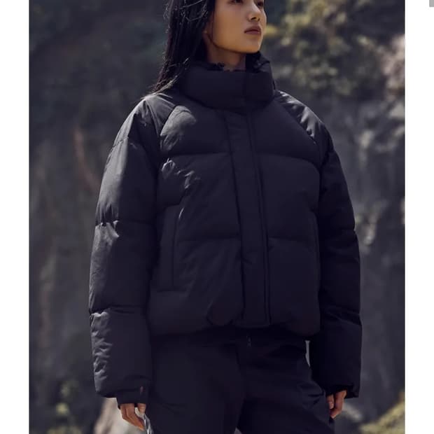 스파오 파스텔 푸퍼 숏패딩 블랙