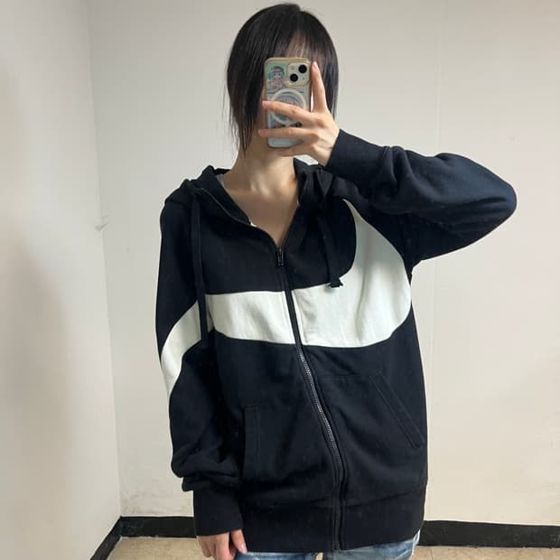 Nike Big Swoosh Zip-Up Hoodie