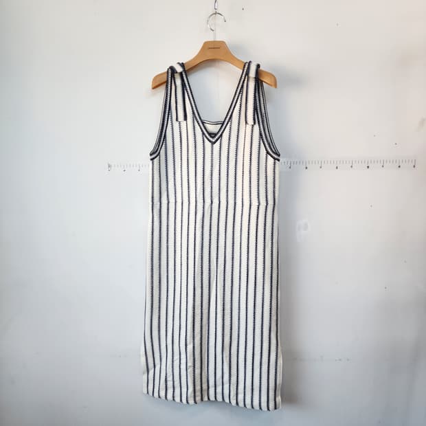 율라존슨 스트라이프 니트 민소매 원피스