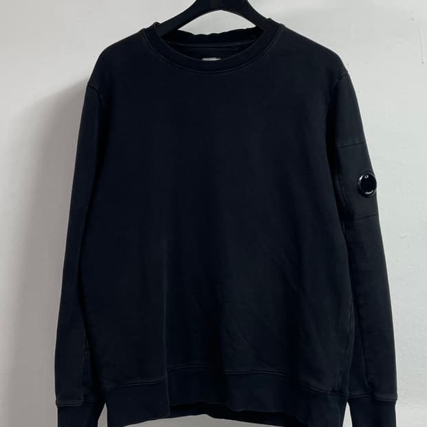 CP컴퍼니 렌즈 맨투맨 (on.420)