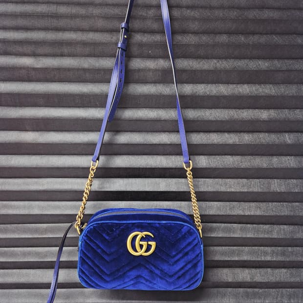 (상태 최상급)구찌GG 마틀라세 벨벳 카메라백 스몰