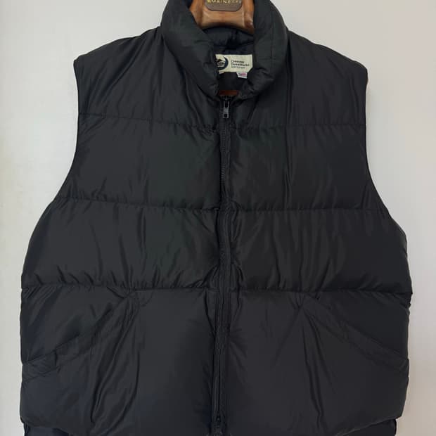 크레센트다운웍스 패딩베스트 블랙 XL