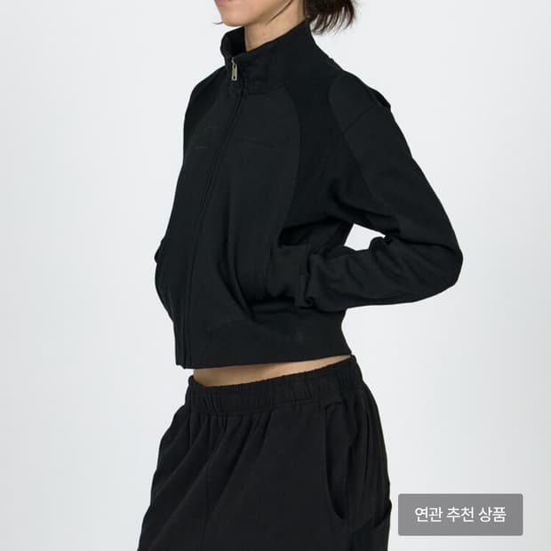 MPa CONTRAST ZIPPED JACKET 플라스틱프로덕트