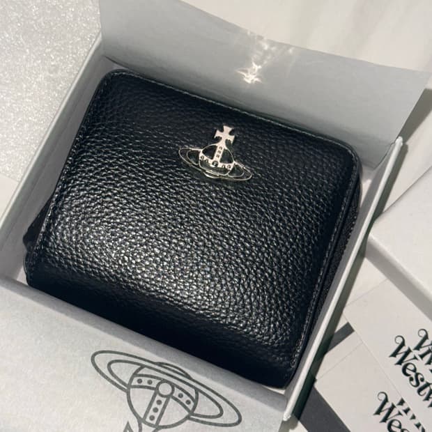 비비안웨스트우드 반지갑