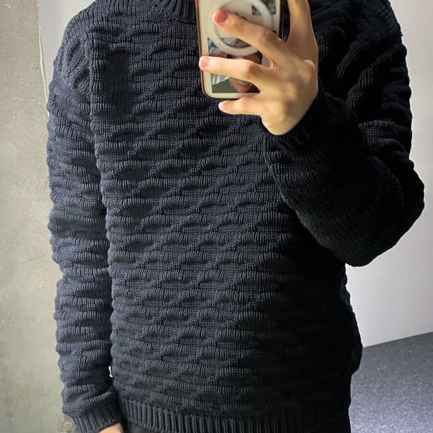 프라다 16F/W 3D 엠보스드 스웨터