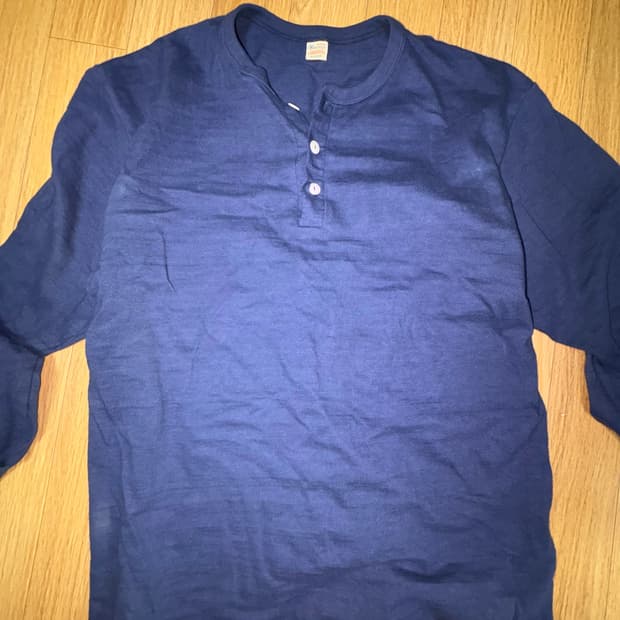 웨어하우스 헨리넥