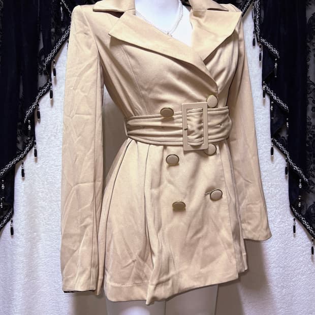 립서비스 로맨틱갸루 로걀 라떼 오네 모카베이지 벨트 트렌치코트 원피스