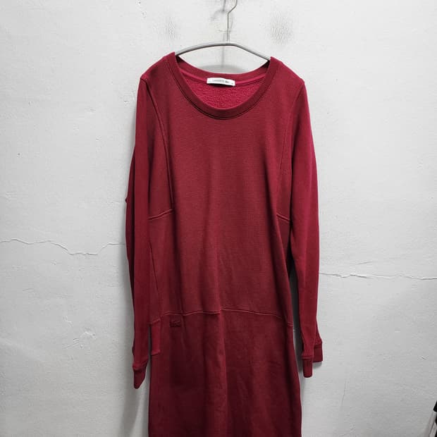 라코스테 버건디 원피스