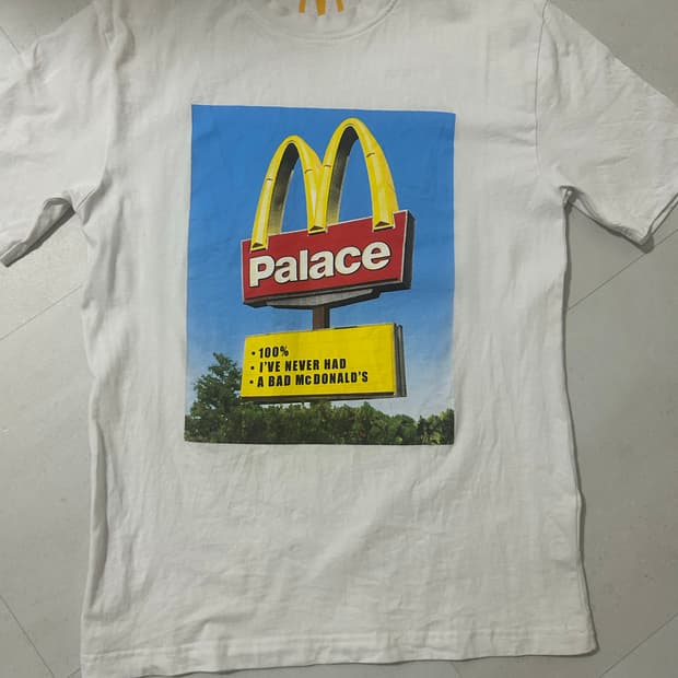 팔라스 x 맥도날드 티셔츠 화이트 - 23FW