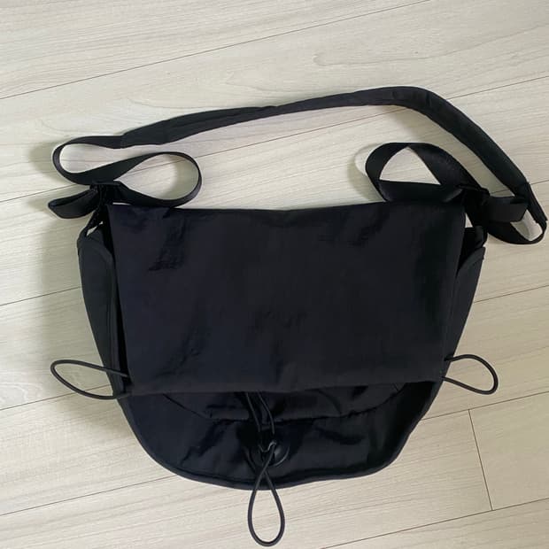 유세지 usage bd bag L 판매합니다