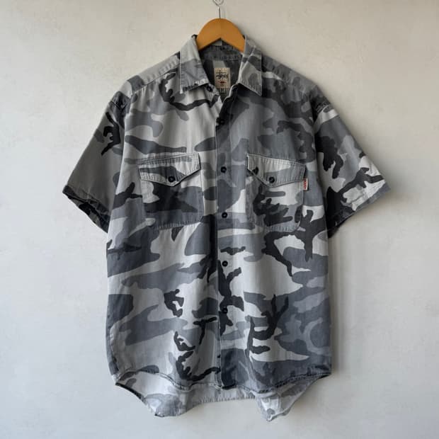 90s 스투시 카모 하프셔츠