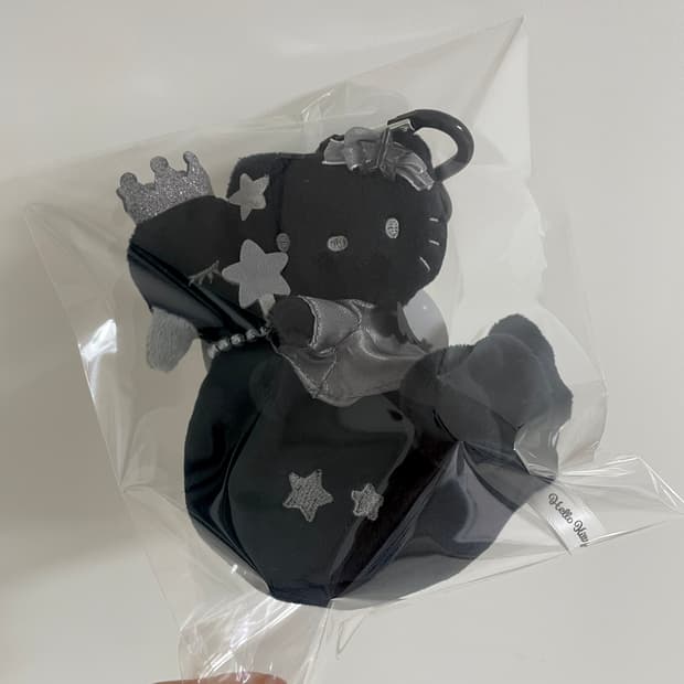 헬로키티 블랙 스완 백조 키링 (하트 카라비너)