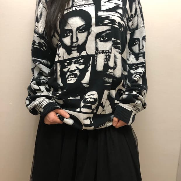 빈티지 블랙 펑크 프린팅 니트