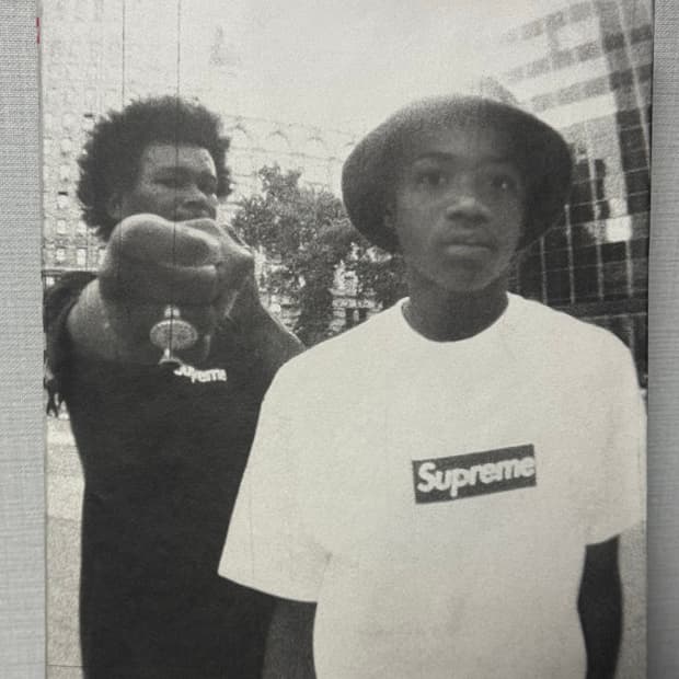 슈프림 패션 디자인 북