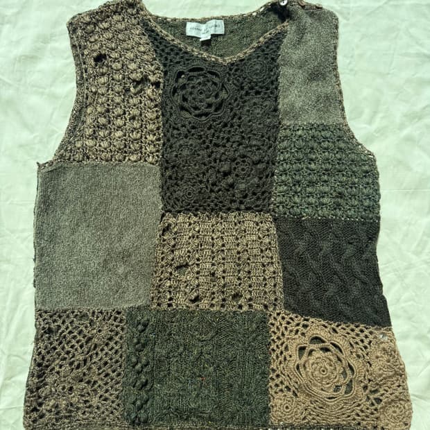 브라운 니트 베스트