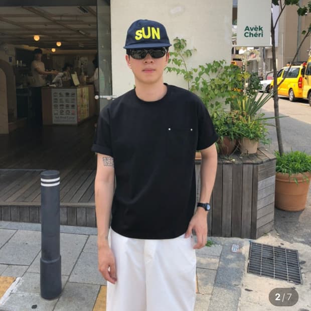 크롭 반팔 티셔츠