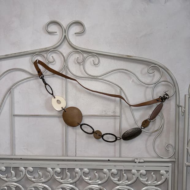 Brown antique ring chain belt 