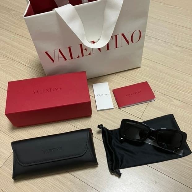발렌티노 선글라스