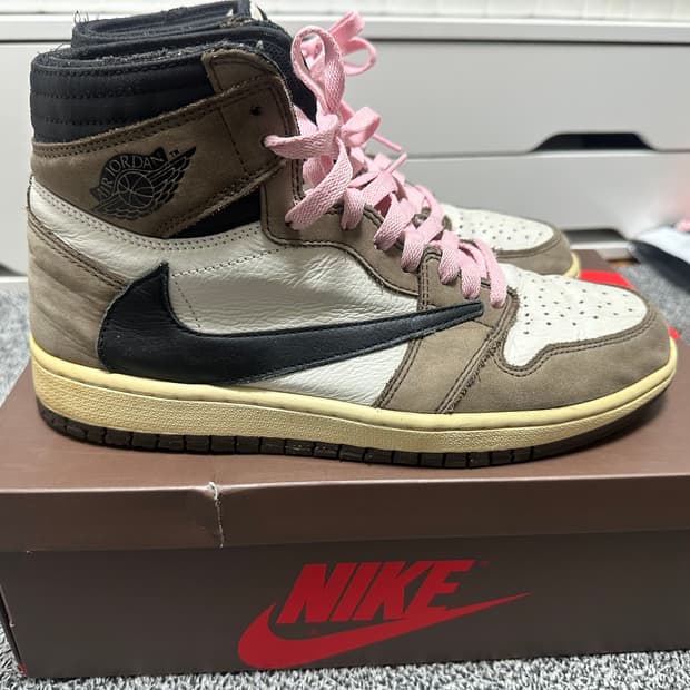 (285)나이키 에어조던1 트래비스 스캇 모카 하이