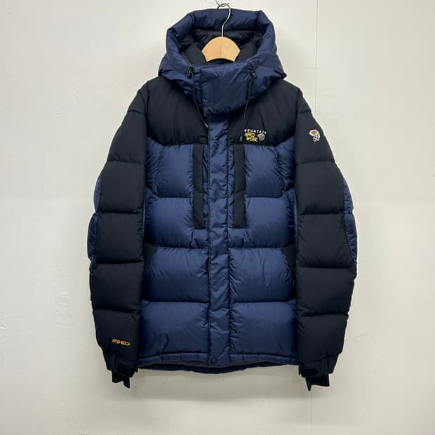 마운틴하드웨어 패딩 자켓