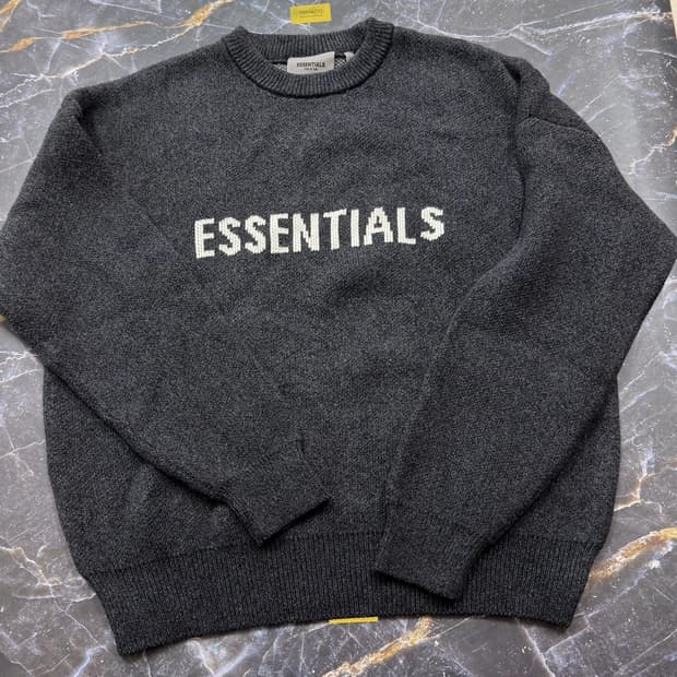 에센셜 니트 스웨터 블랙 멜란지