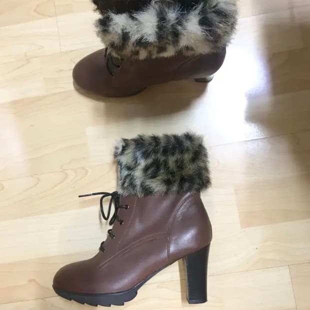 천연가죽 호피퍼장식 앵클부츠/ 워커힐/ 235/새거수준