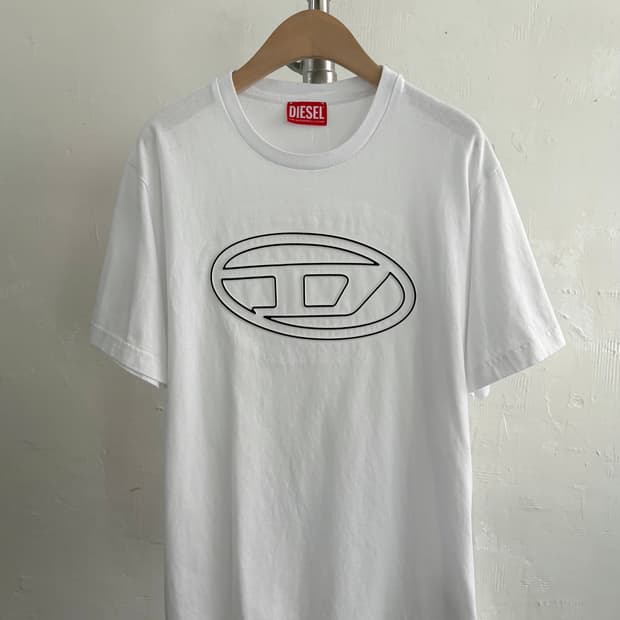 DIESEL 디젤 화이트 로고 반팔 티셔츠