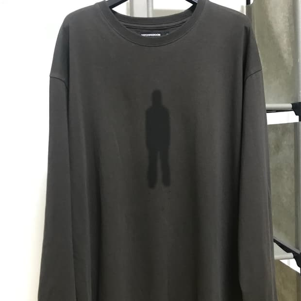 Hatchingroom 해칭룸 ghost tee charcoal