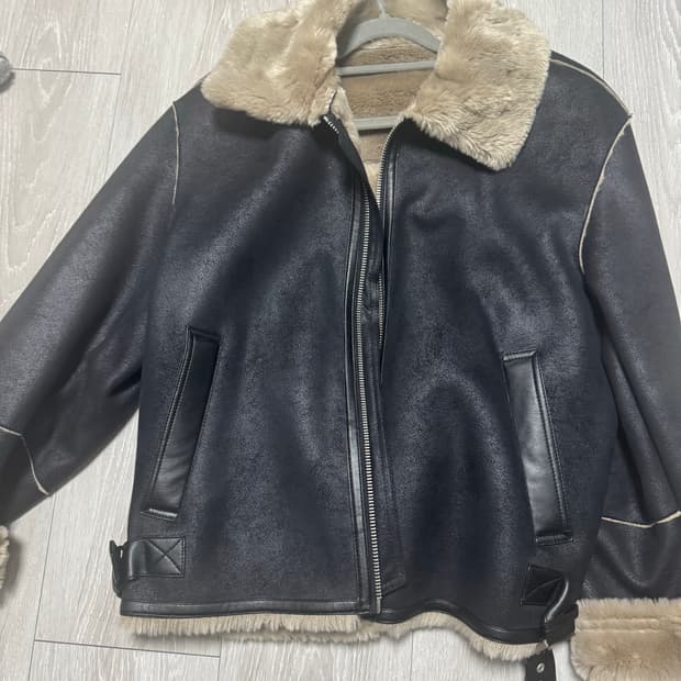 드로우핏 무스탕