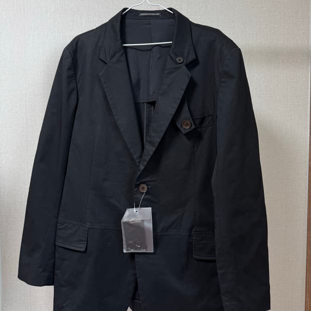 요지야마모토 뿌르옴므 넥 스트랩 버튼 자켓