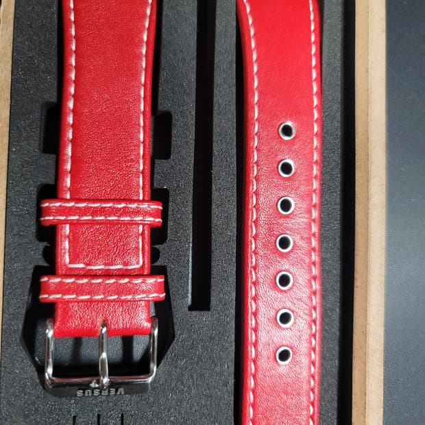 돌체앤가바나 소가죽 시계줄 스트랩 레드 