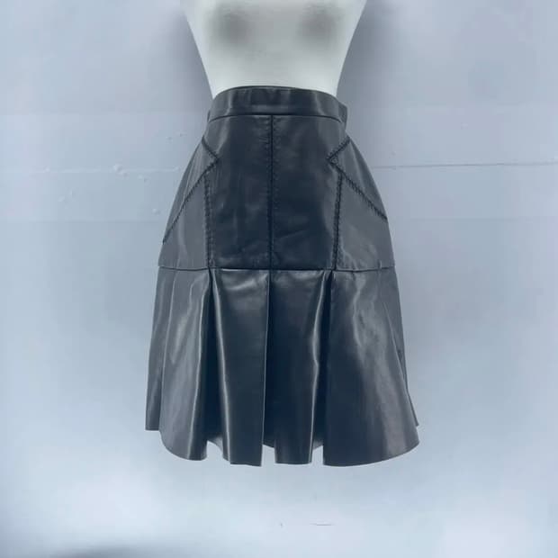 제이 멘델 J.MENDEL 양가죽 플리츠 스커트 블랙 S