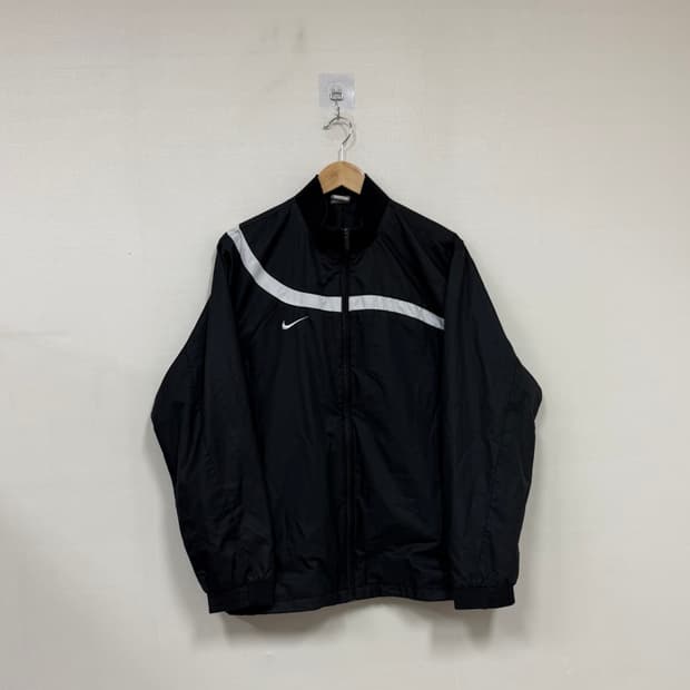 나이키 바람막이XL