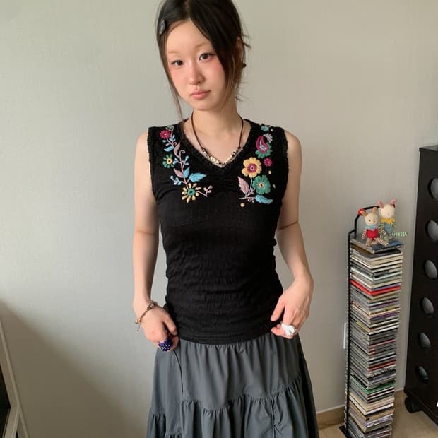ethnic flower top