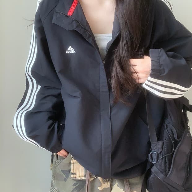 아디다스 바람막이