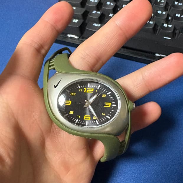 나이키 트라이엑스