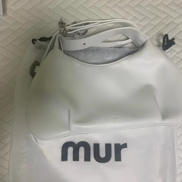 무르 에떼백 ㅡ 플레인 화이트 