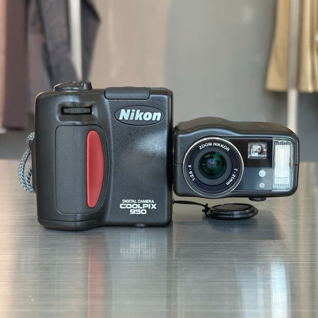 셀카가능)니콘 쿨픽스 950 빈티지디카