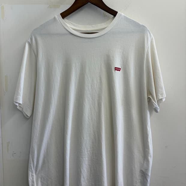 N296. 리바이스 반팔