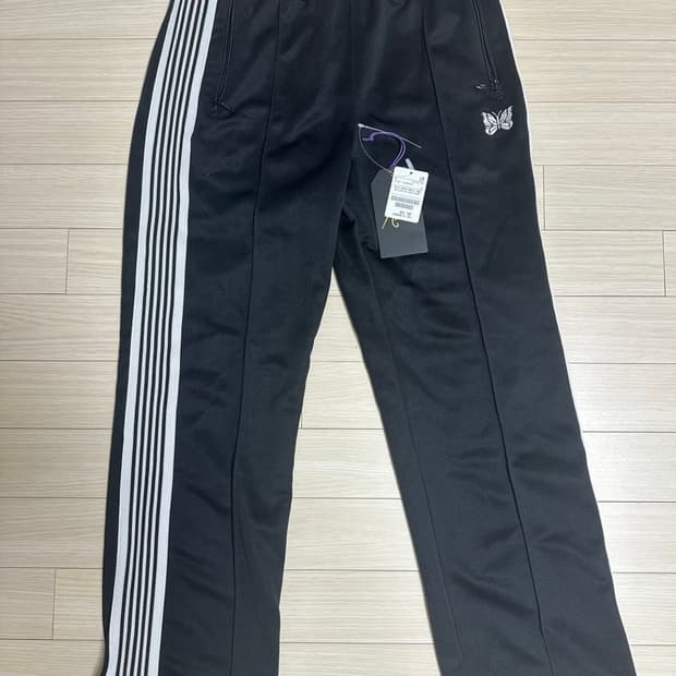 니들스 트랙팬츠 검흰 스트레이트핏 M