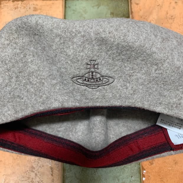 비비안웨스트우드 울 베레모 모카 브라운